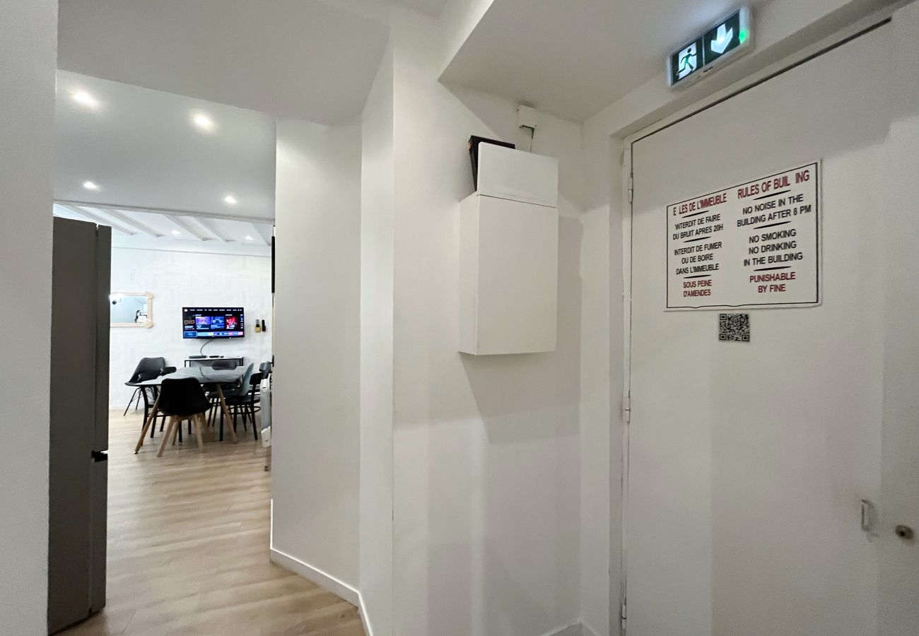 Appartement à Paris - 125 - Impasse Saint Denis