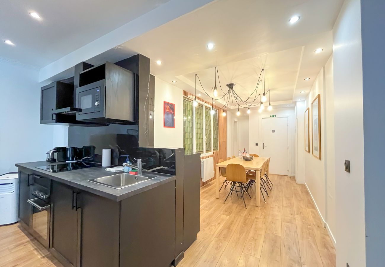 Appartement à Paris - 105 A- 112 Richelieu 4D