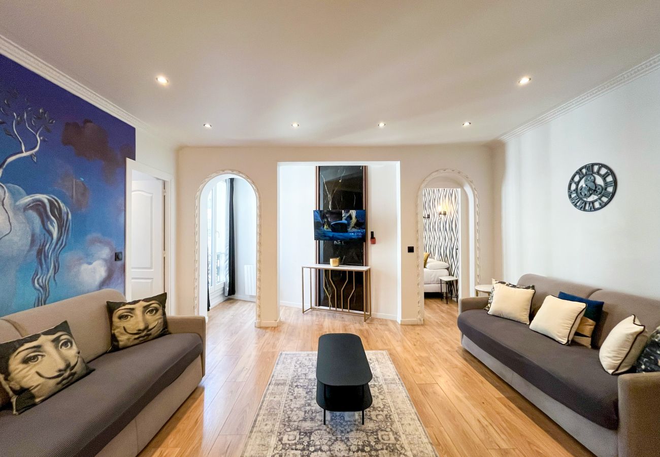 Appartement à Paris - 105 A- 112 Richelieu 4D