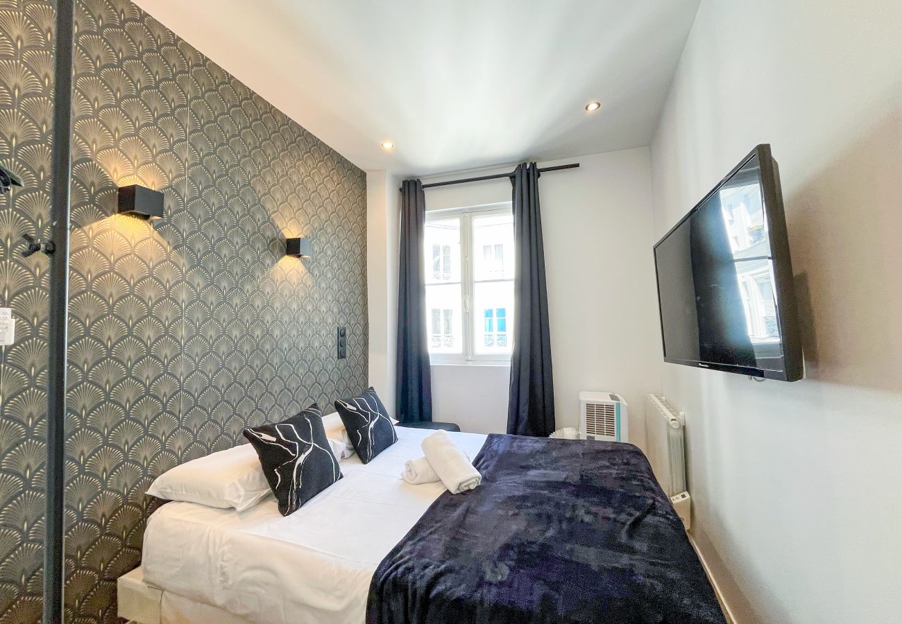 Appartement à Paris - 105 A- 112 Richelieu 4D