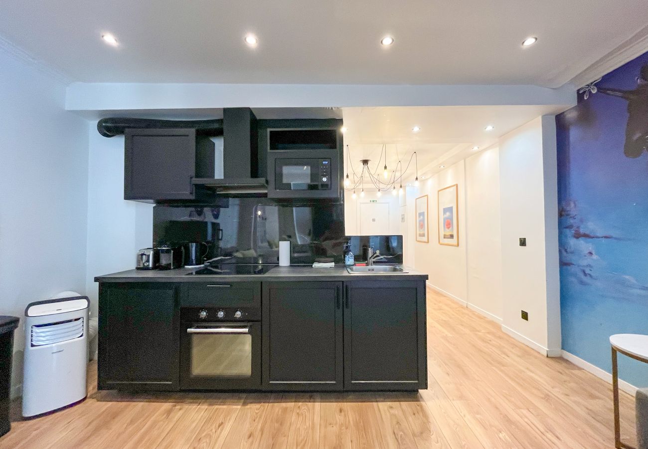 Appartement à Paris - 105 A- 112 Richelieu 4D