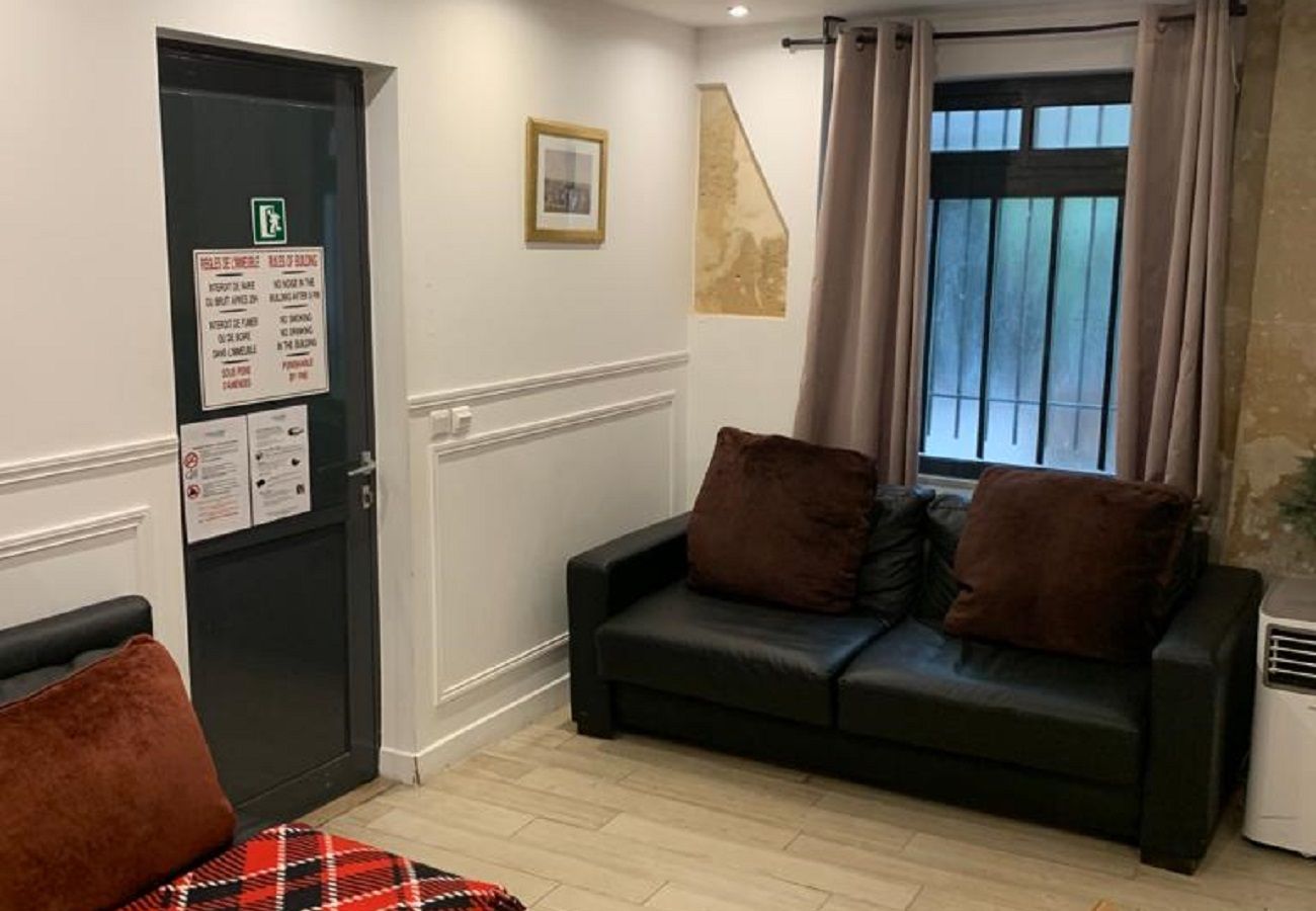 Appartement à Paris - 19 - Petit Carreau