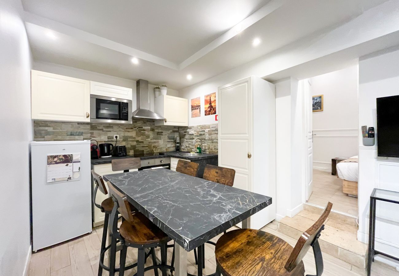 Appartement à Paris - 19 - Petit Carreau