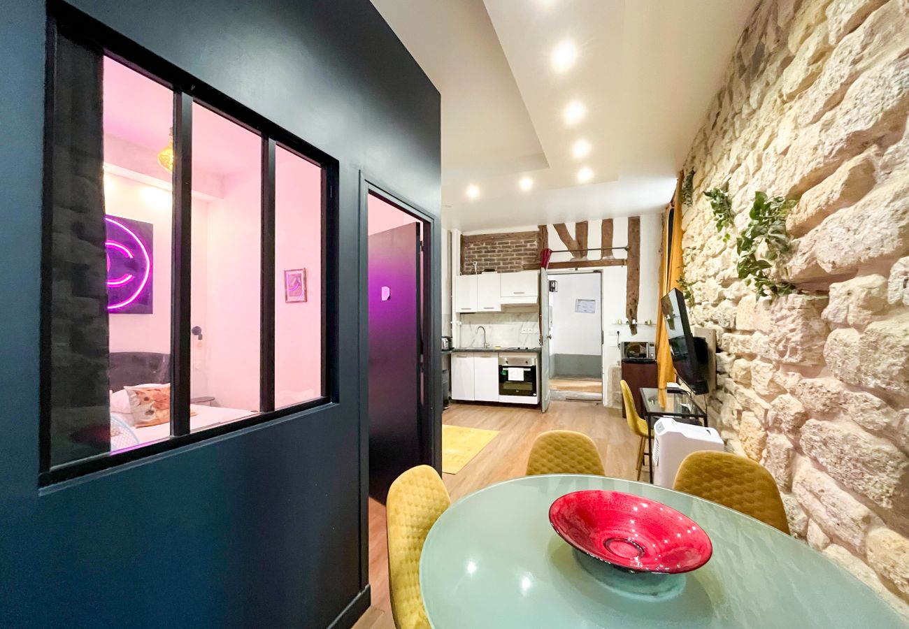Appartement à Paris - 154 - Croissant
