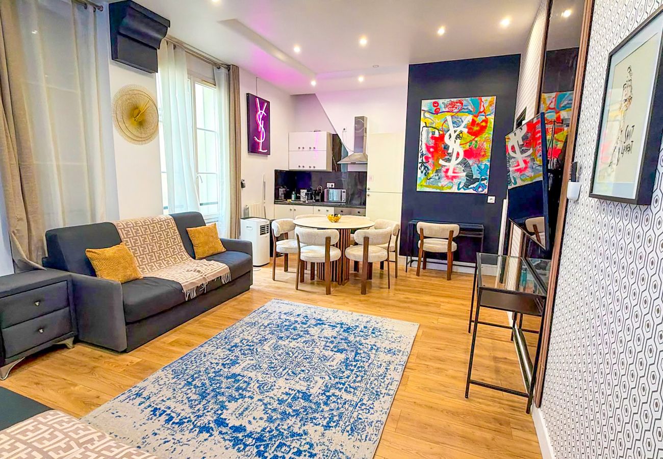 Appartement à Paris - 156 - Yves Flat 210 Saint Denis