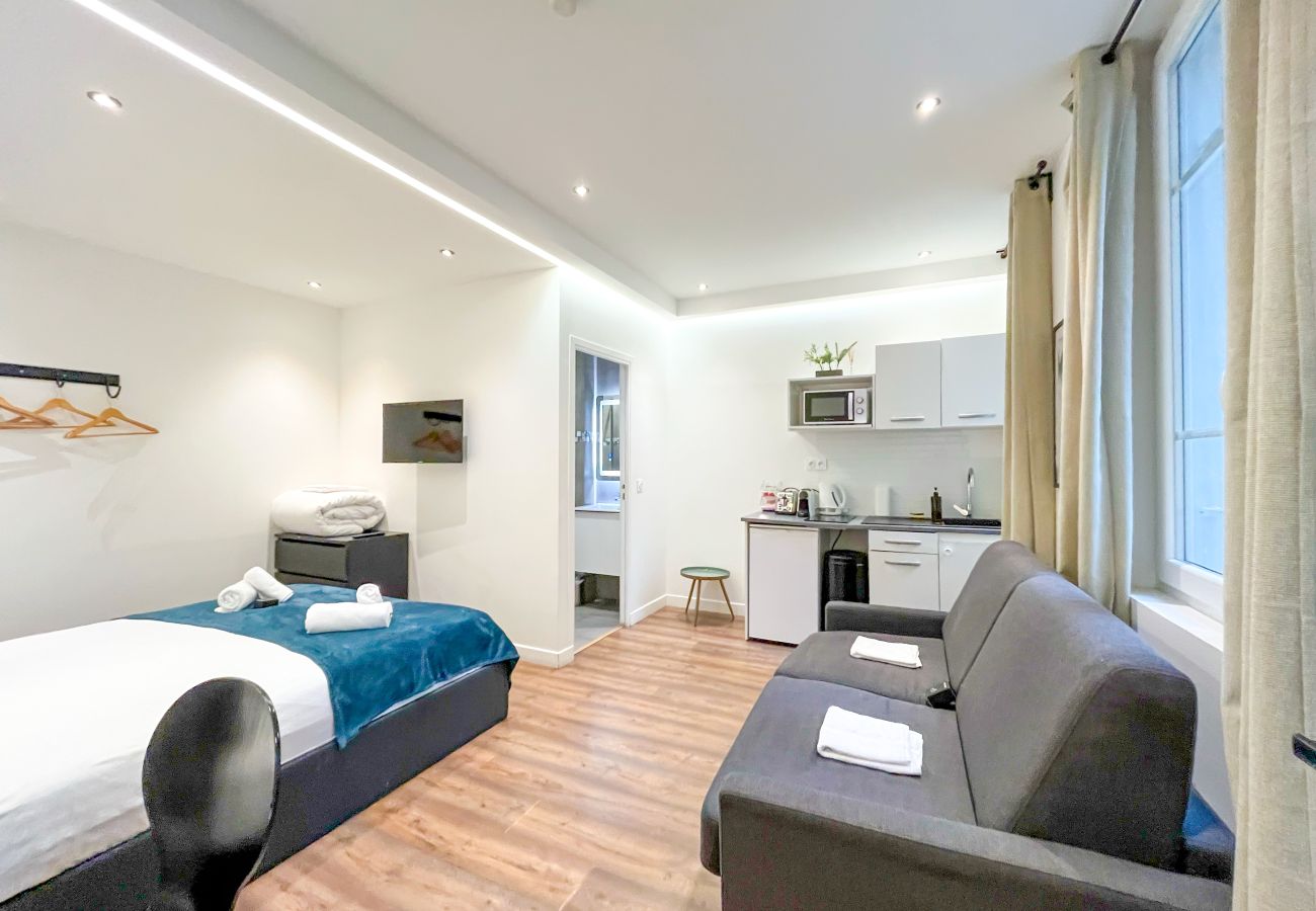 Studio à Paris - 202 - 249 Saint Denis