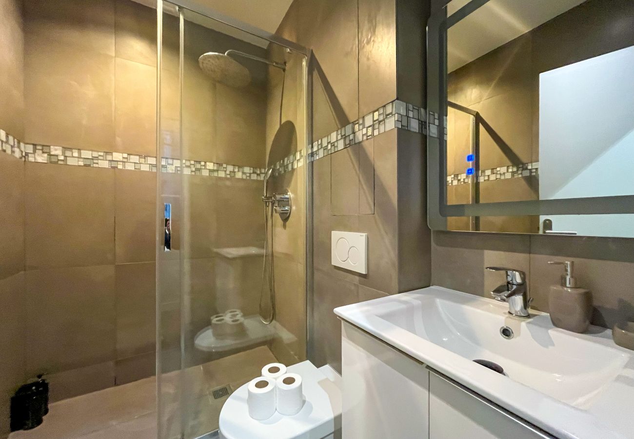 Studio à Paris - 204 - 249 Saint Denis