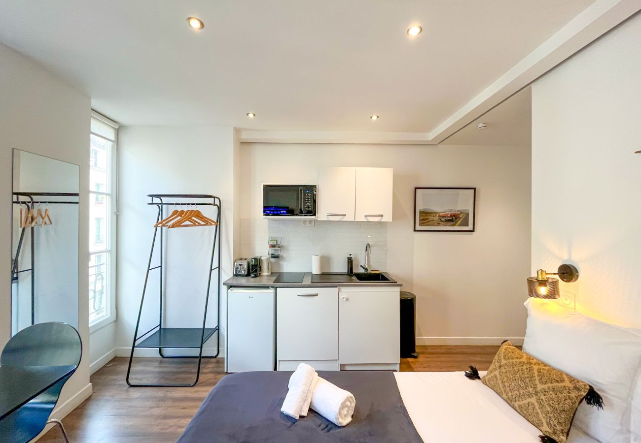 Studio à Paris - 205 - 249 Saint Denis