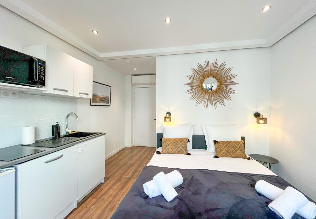 Studio à Paris - 205 - 249 Saint Denis