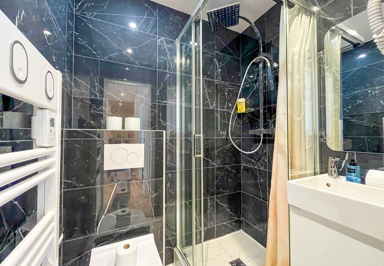 Apartamento em Paris - 105 B- 112 Richelieu 4D