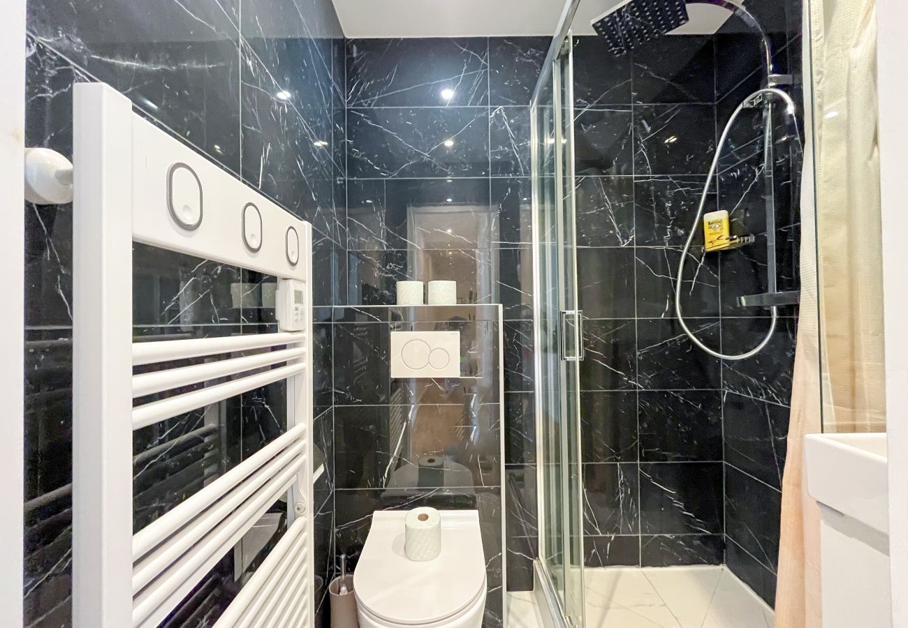 Apartamento em Paris - 105 B- 112 Richelieu 4D