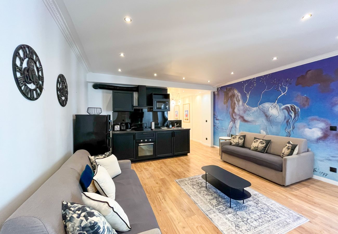 Apartamento em Paris - 105 B- 112 Richelieu 4D