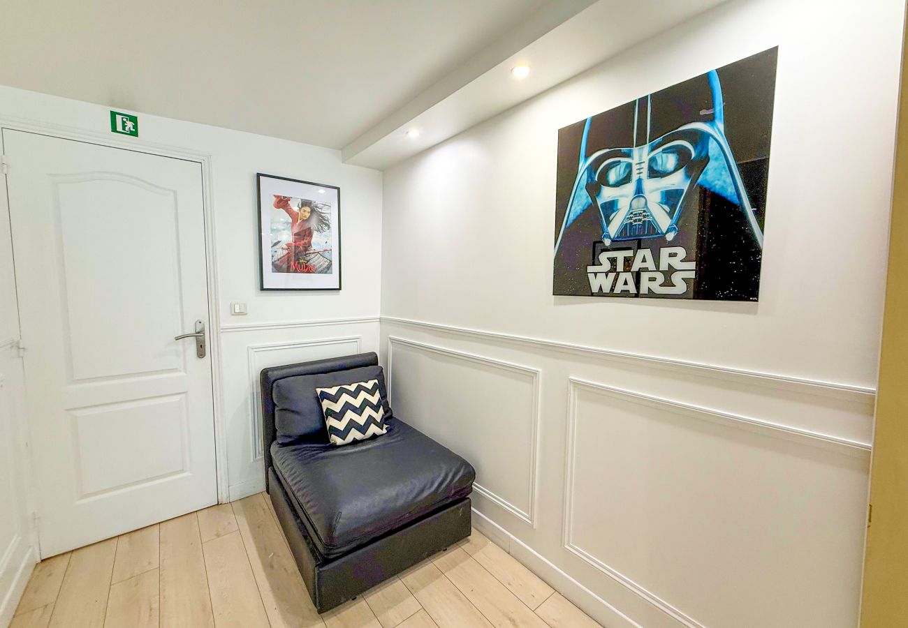 Apartamento em Paris - 41 B - Star Wars
