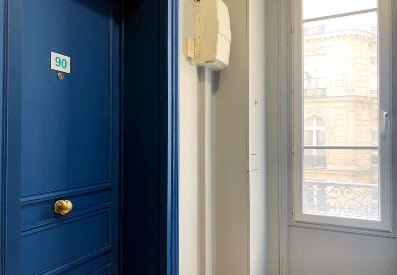 Apartamento em Paris - 90 - Lagerfeld
