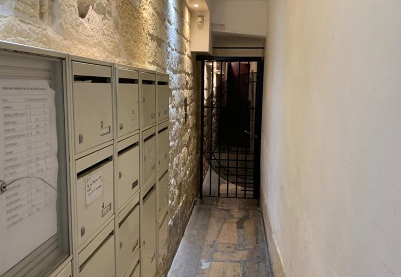 Apartamento em Paris - 15 - St Sauveur