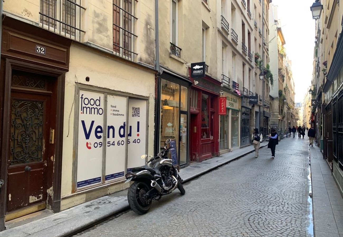 Apartamento em Paris - 15 - St Sauveur