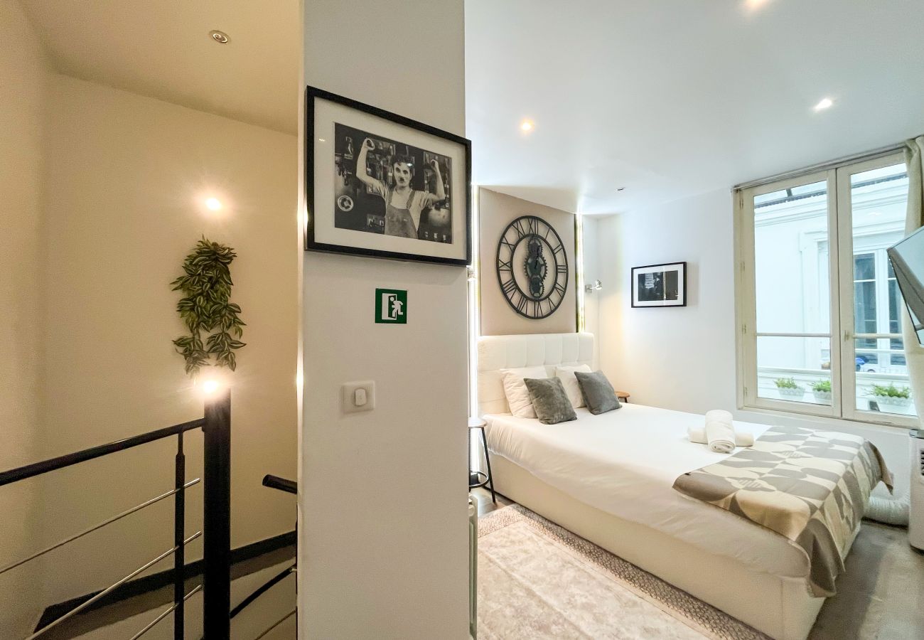 Apartamento em Paris - 21 A - Chaplin