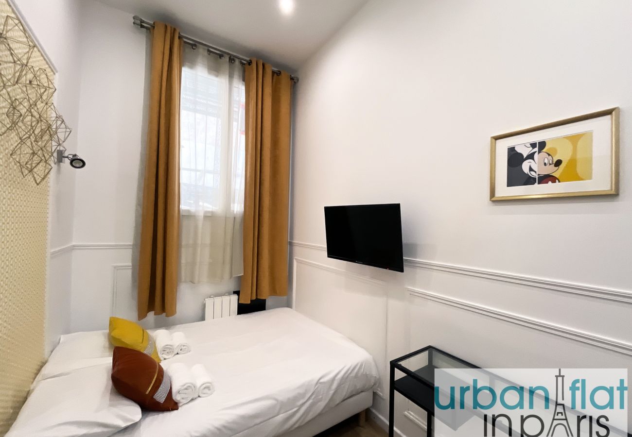Apartamento em Paris - 72 A - Mermoz Mickey Mouse