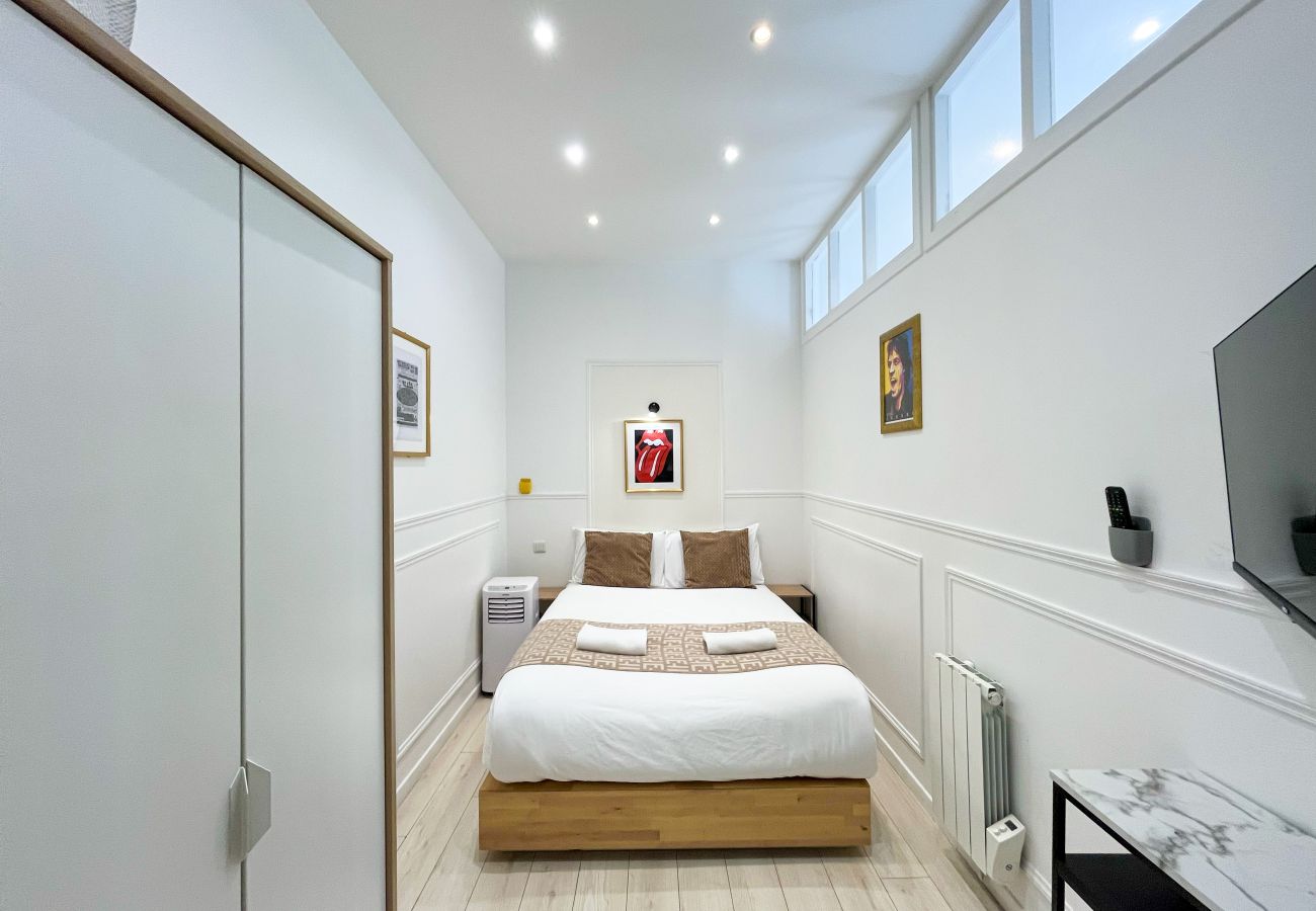 Apartamento em Paris - 68 B - Rolling Stones