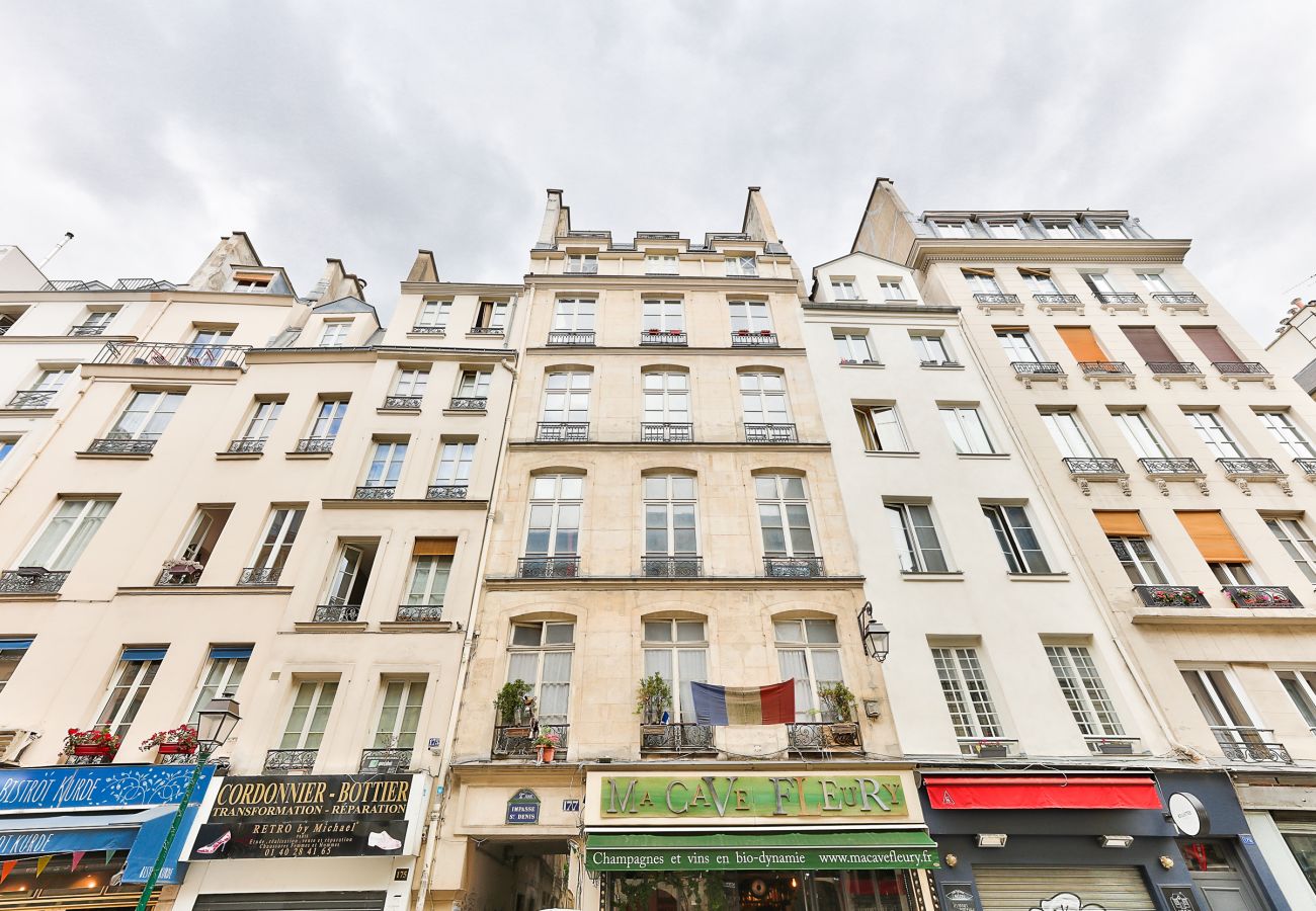Apartamento em Paris - 125 - Impasse Saint Denis