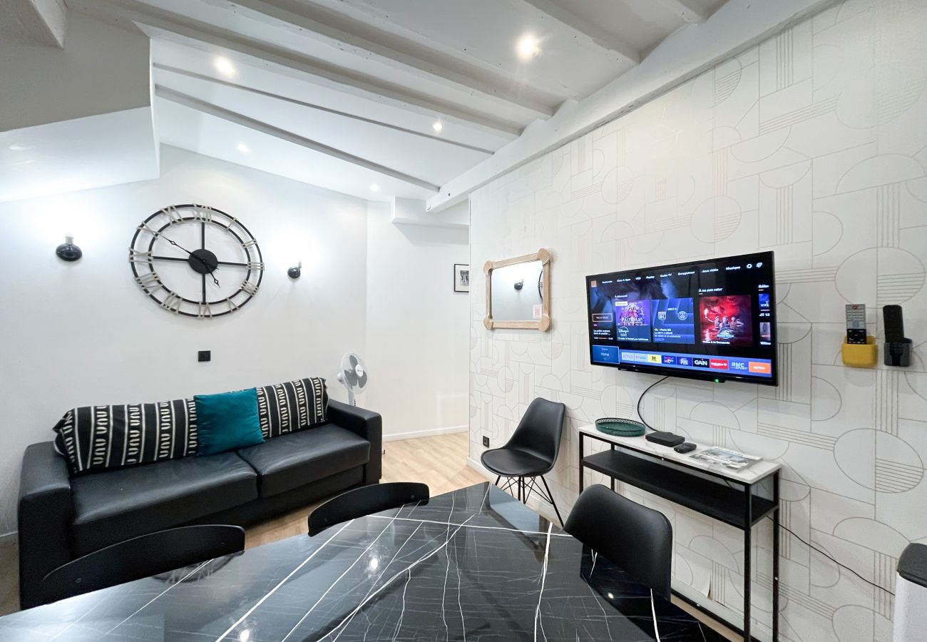 Apartamento em Paris - 125 - Impasse Saint Denis