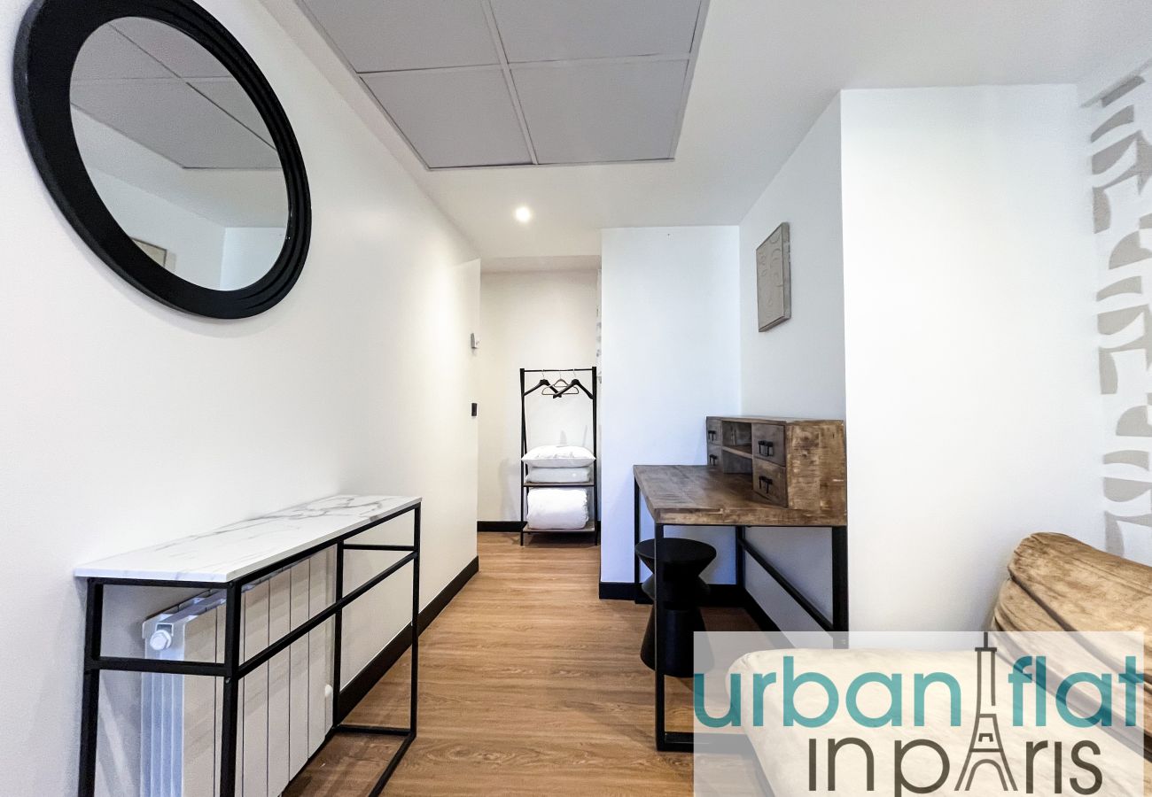 Apartamento em Paris - 128 B- Champs Elysees 14p