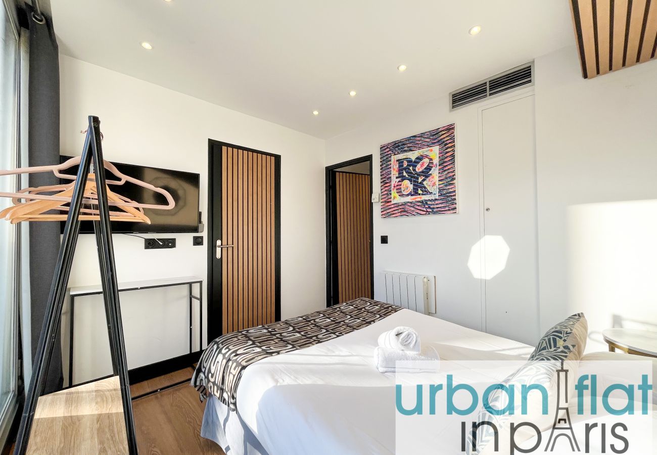 Apartamento em Paris - 128 B- Champs Elysees 14p