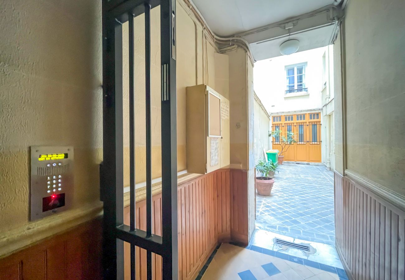 Apartamento em Paris - 101 B - Maire