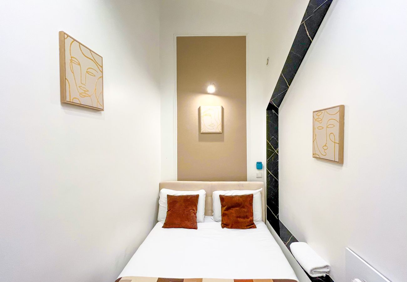 Apartamento em Paris - 101 B - Maire