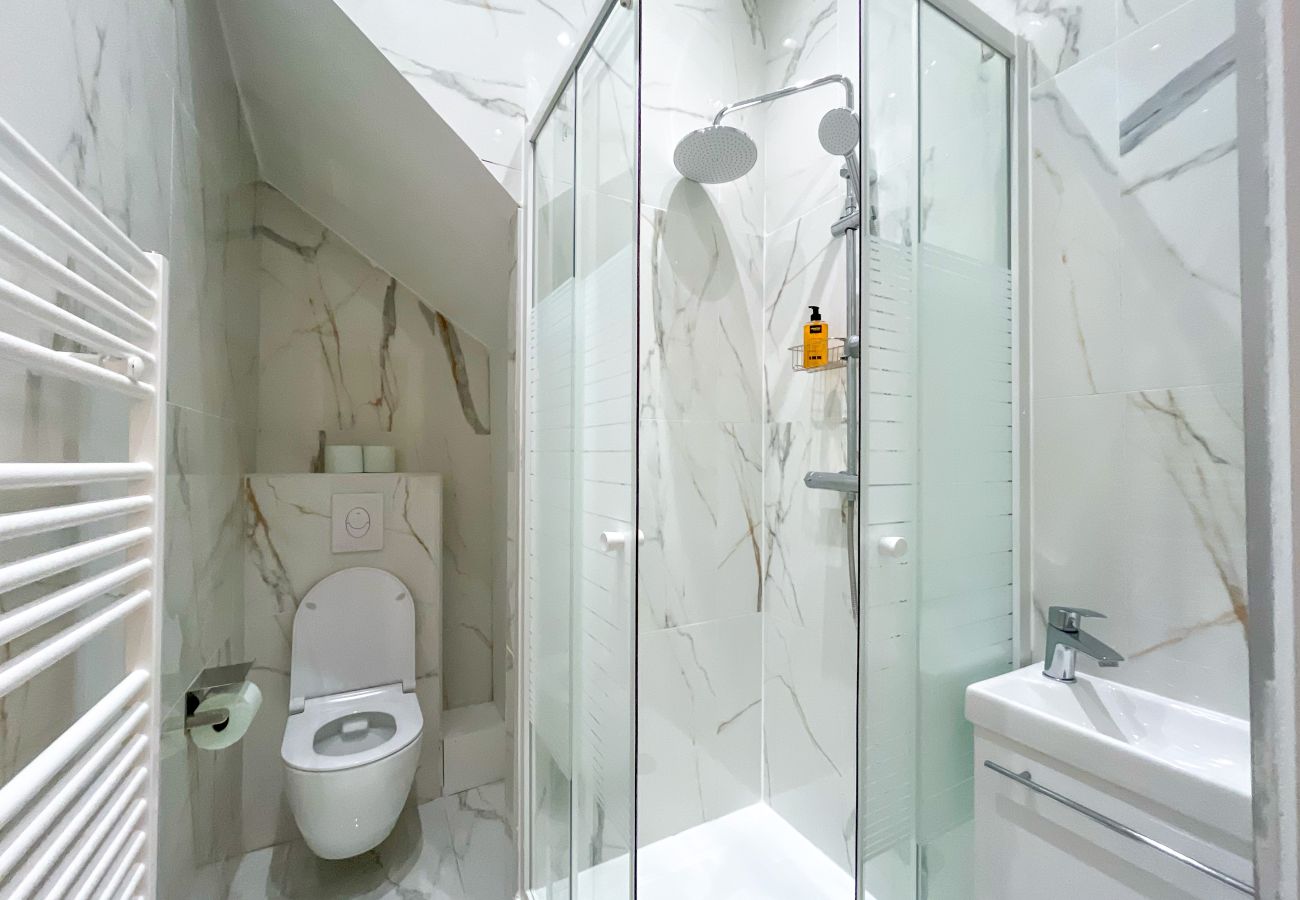 Apartamento em Paris - 101 B - Maire
