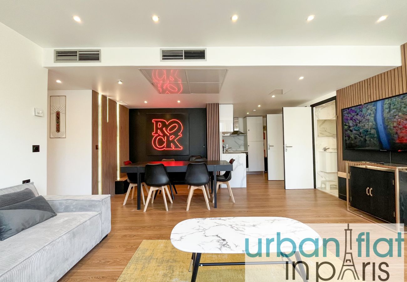 Apartamento em Paris - 128 A- Champs Elysees