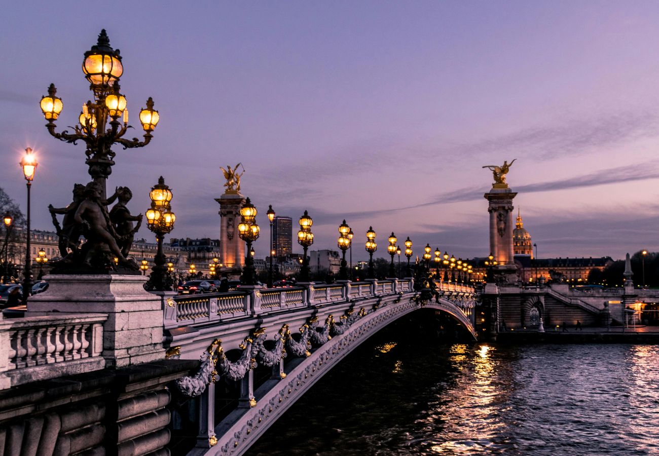 Apartamento em Paris - 128 A- Champs Elysees