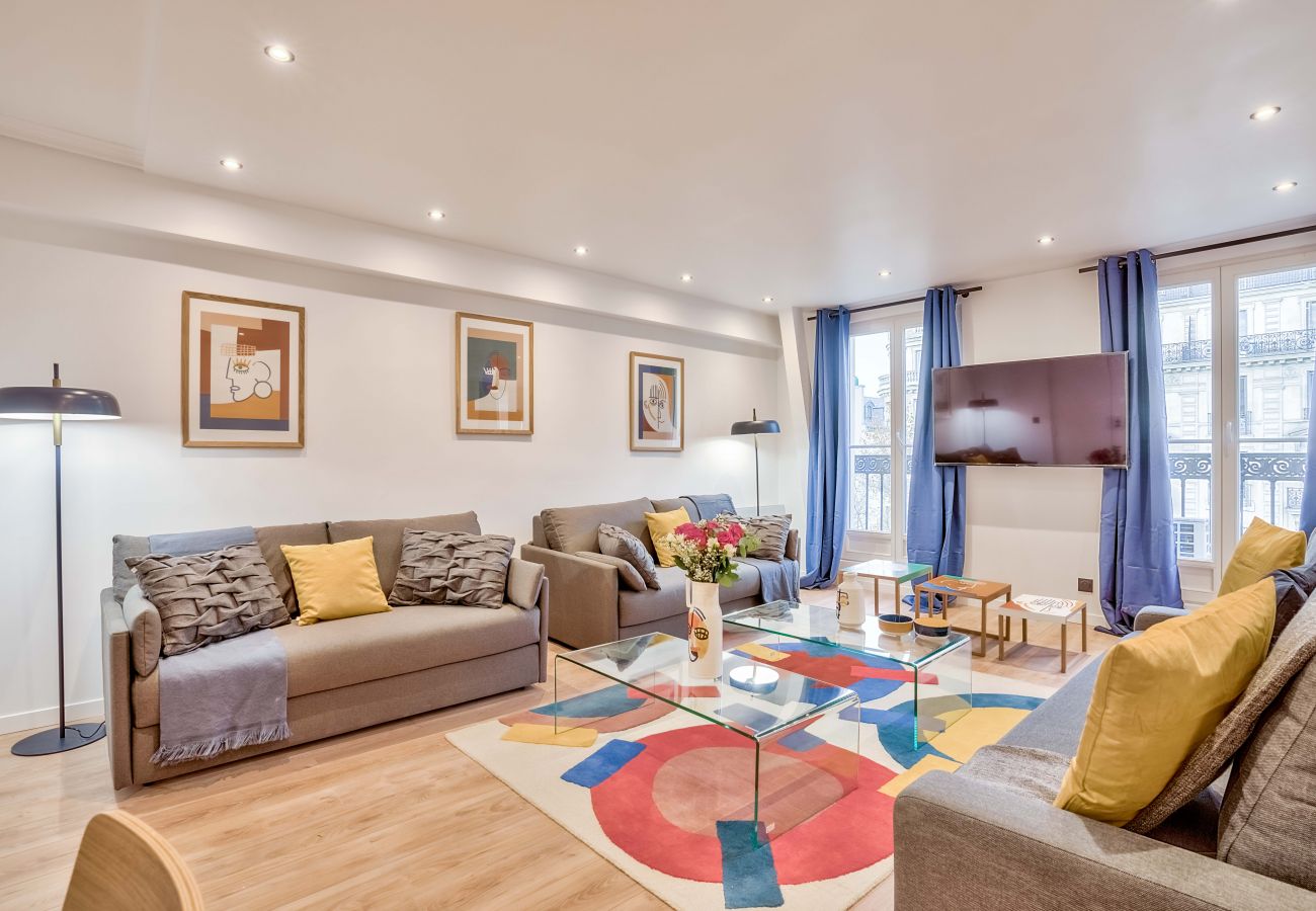 Apartamento em Paris - 102 A- 21 Montmartre 4F
