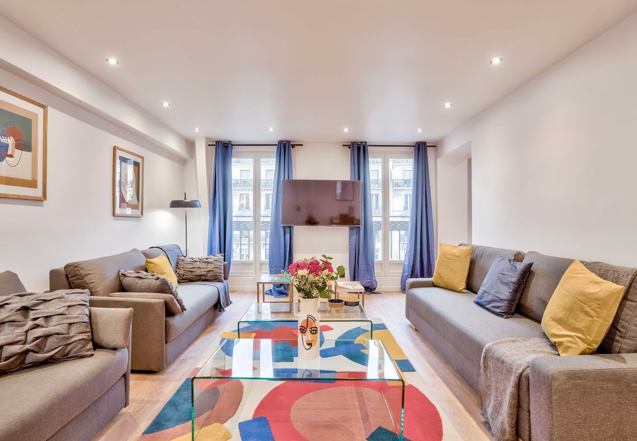 Apartamento em Paris - 102 A- 21 Montmartre 4F