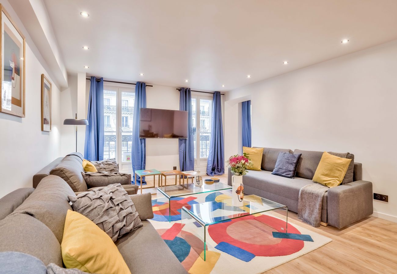 Apartamento em Paris - 102 A- 21 Montmartre 4F