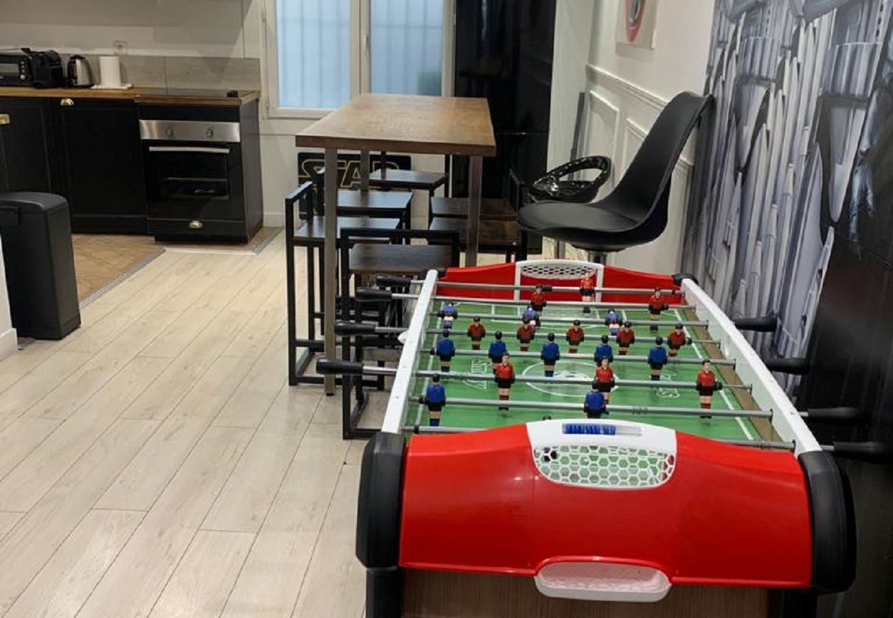 Apartamento em Paris - 41 A - Star Wars