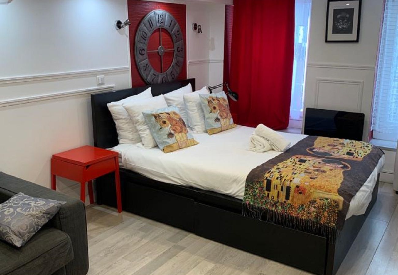 Apartamento em Paris - 41 A - Star Wars