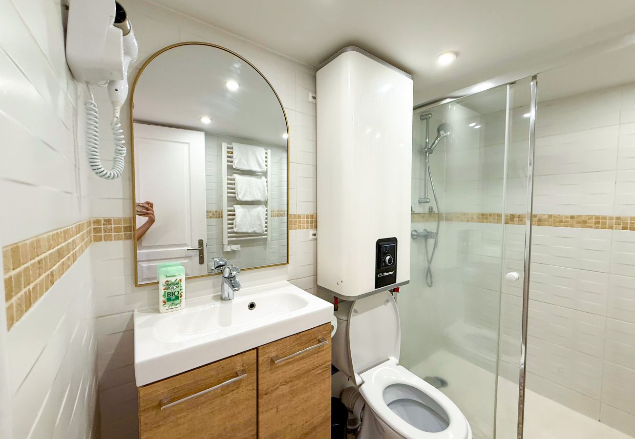 Apartamento em Paris - 41 A - Star Wars