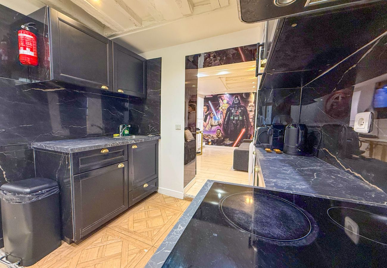 Apartamento em Paris - 41 A - Star Wars