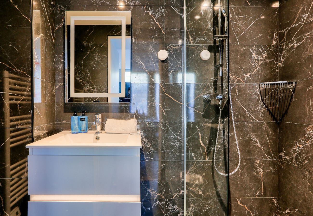 Apartamento em Paris - 129 A- Champs-Elysees