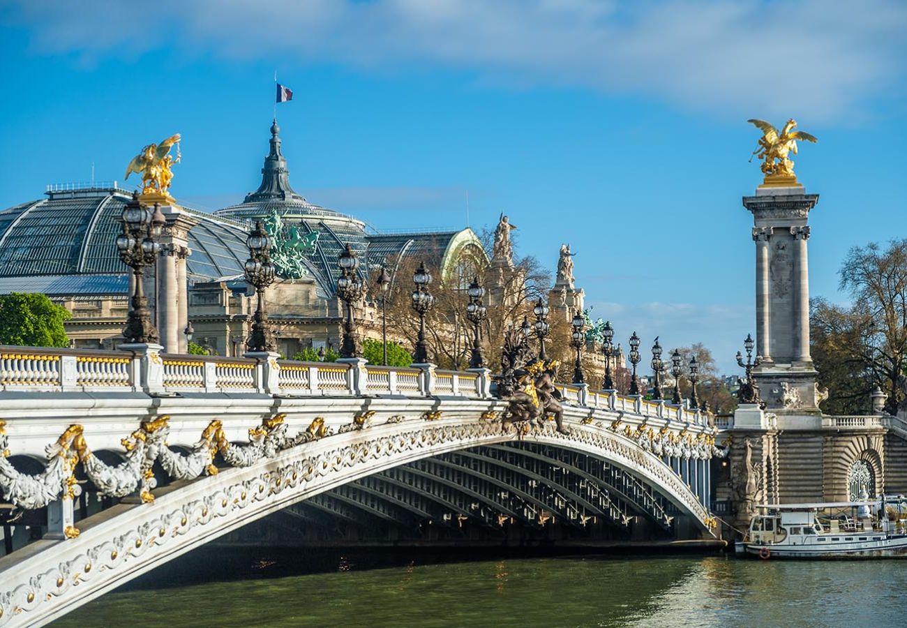 Apartamento em Paris - 129 A- Champs-Elysees