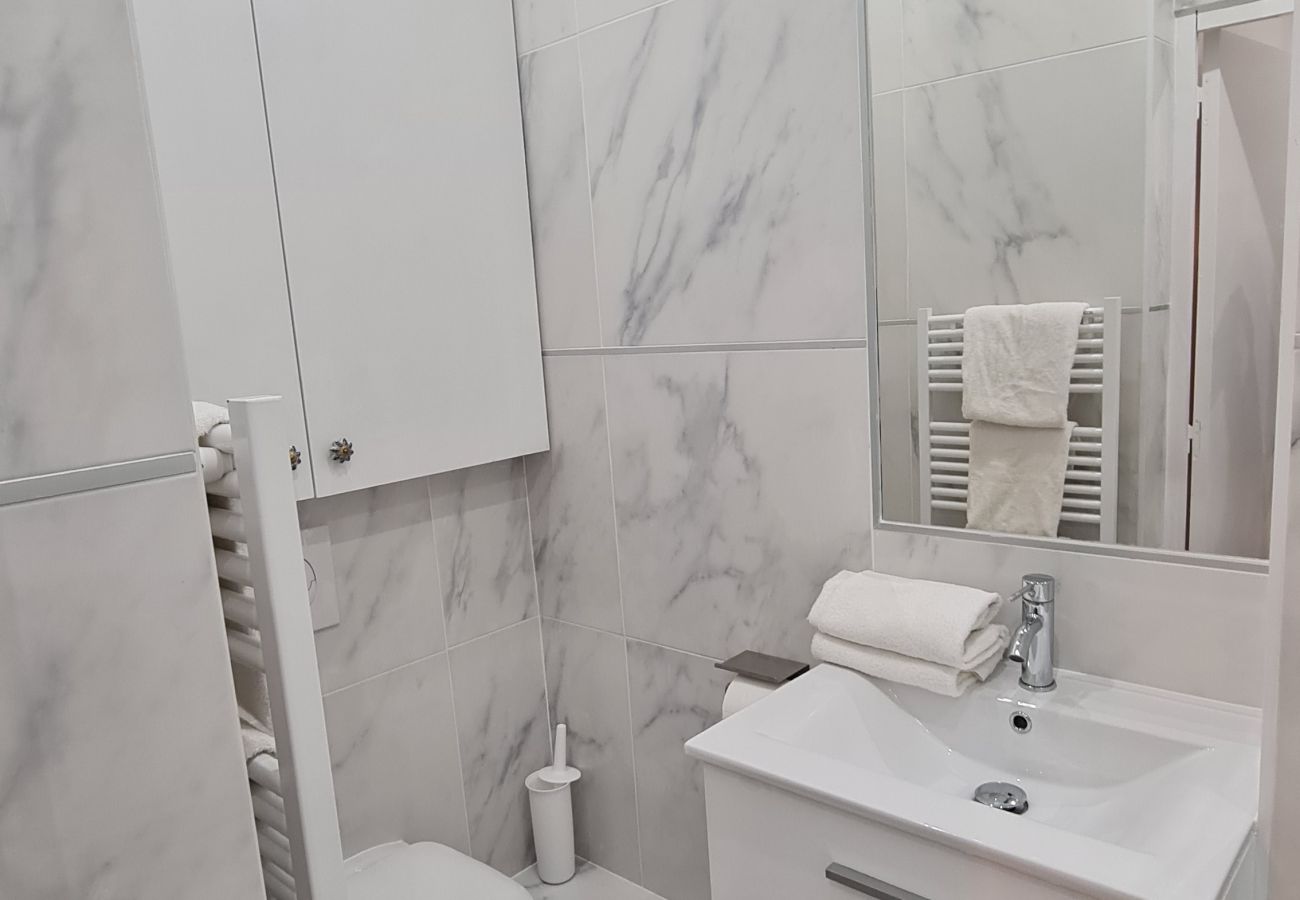 Apartamento em Paris - 157 B - Chanel 210 Saint Denis