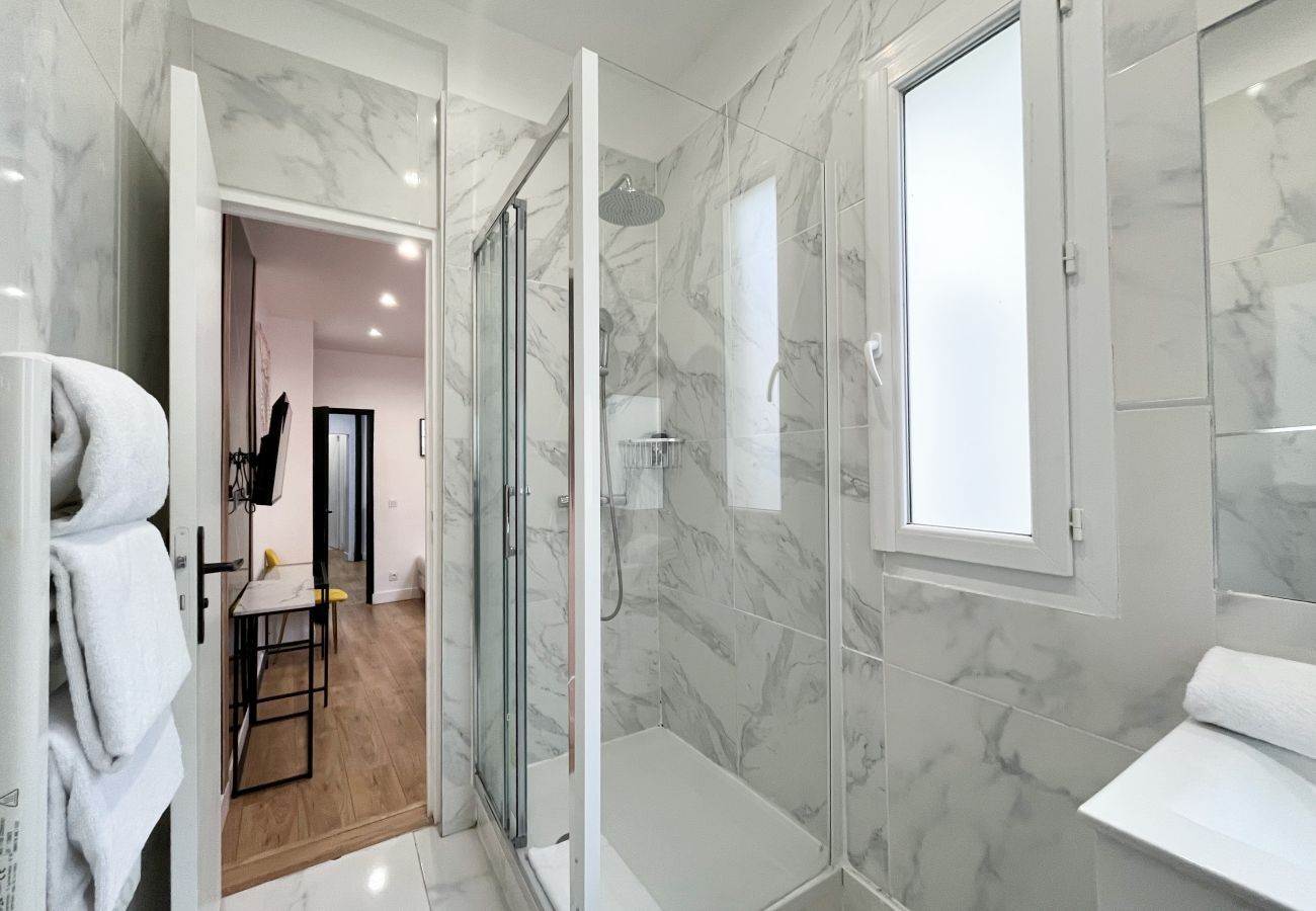 Apartamento em Paris - 158 B - Vuitton 210 Saint Denis