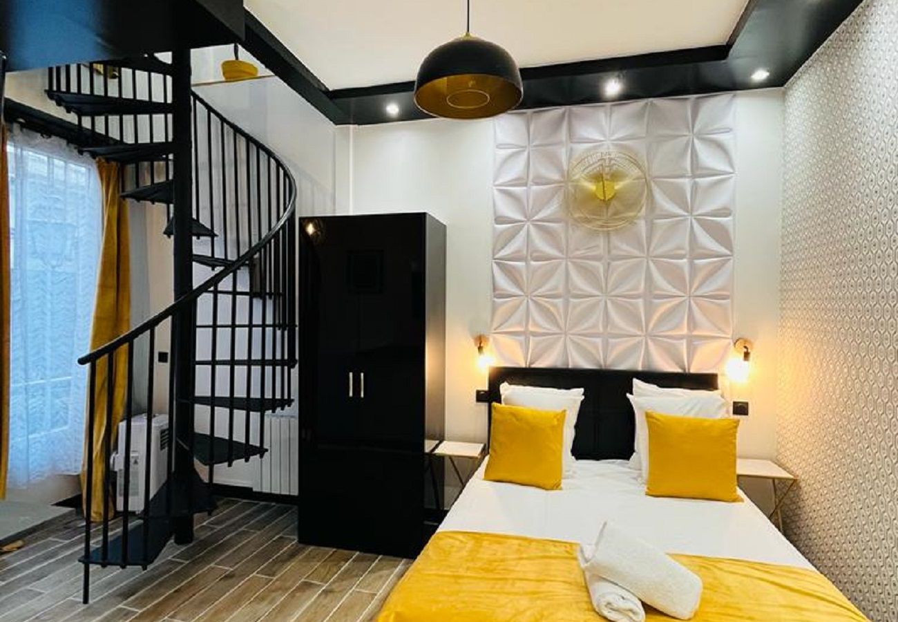Apartamento em Paris - 160 - Atelier Fashion Ponceau