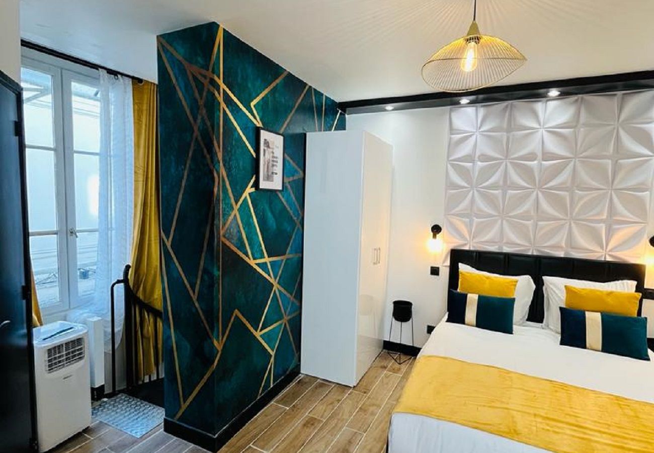 Apartamento em Paris - 160 - Atelier Fashion Ponceau