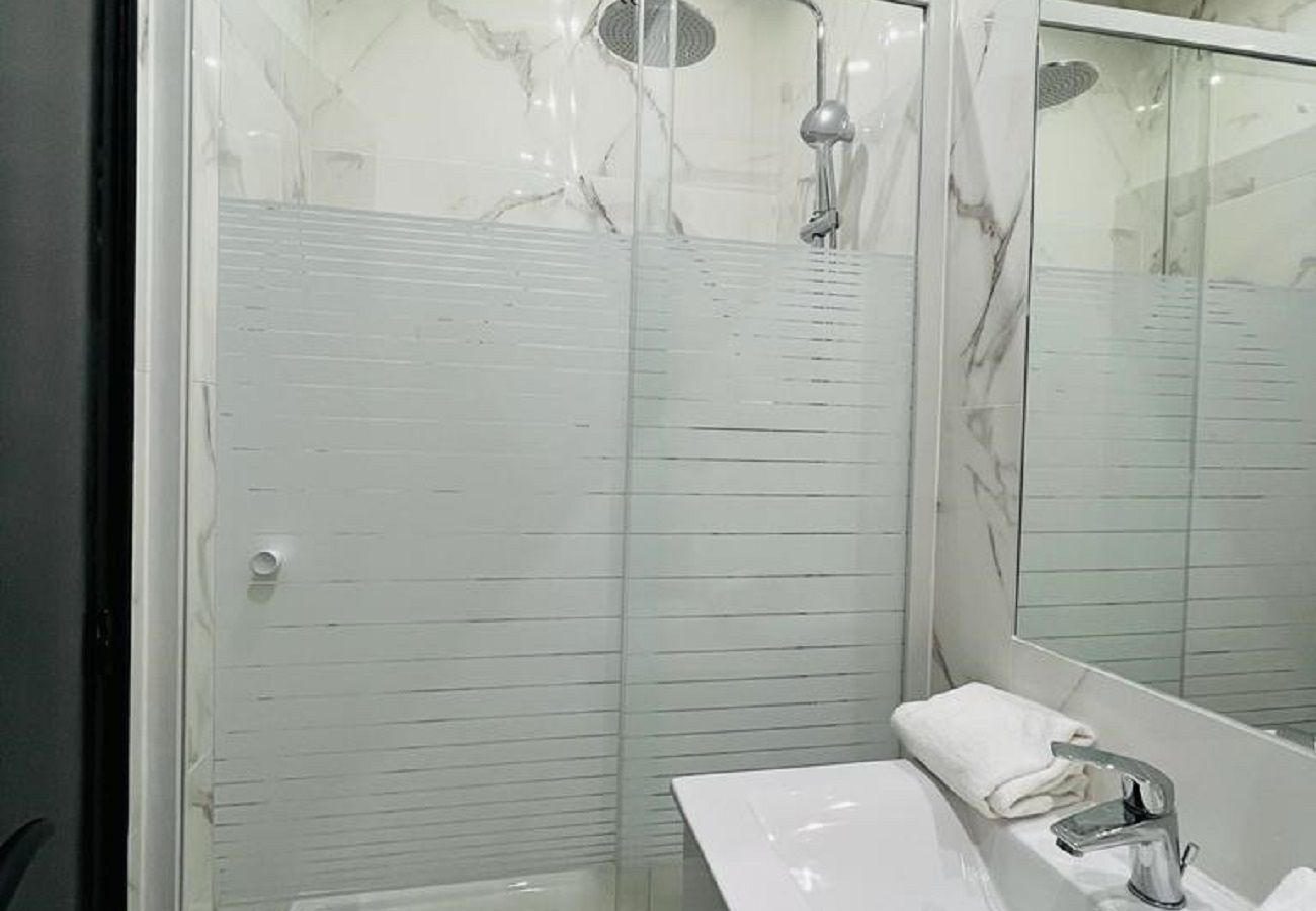 Apartamento em Paris - 160 - Atelier Fashion Ponceau