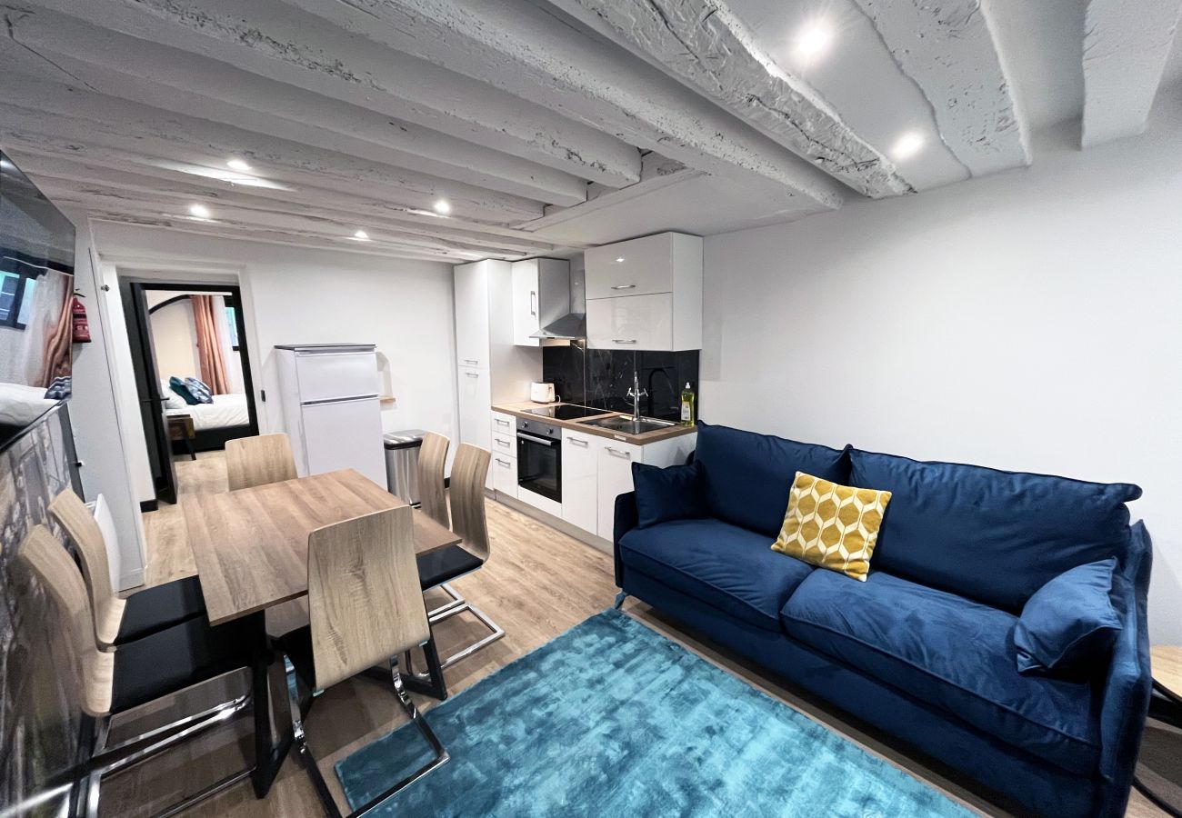 Apartamento em Paris - 174 - 218 Saint Denis petit