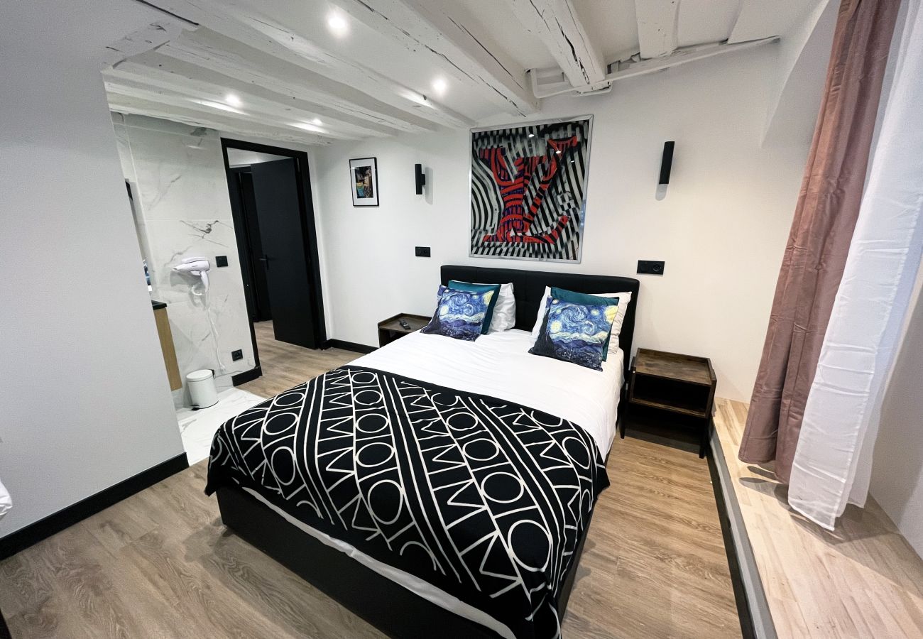 Apartamento em Paris - 174 - 218 Saint Denis petit