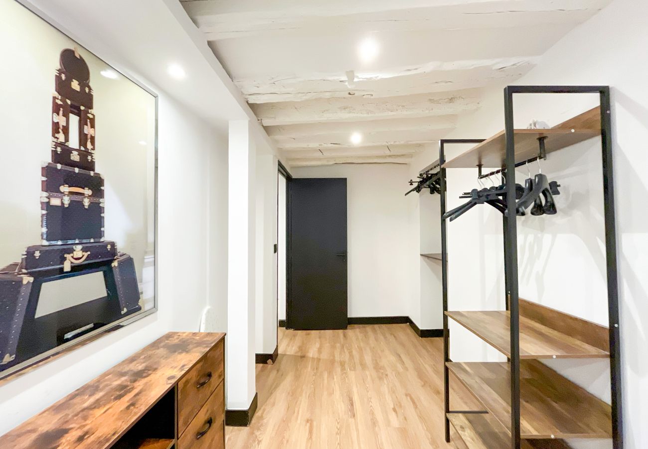 Apartamento em Paris - 174 - 218 Saint Denis petit