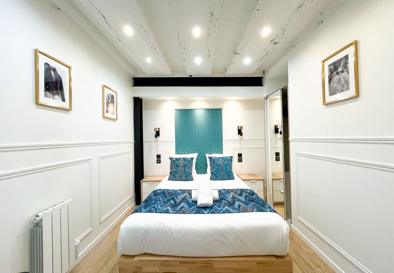 Apartamento em Paris - 93 B - Nazareth